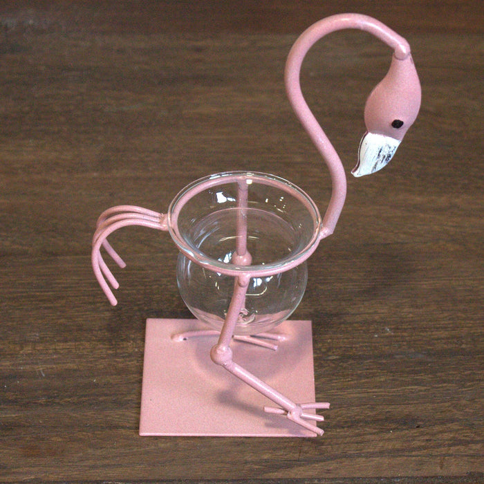 Hydroponic Home Décor - Pink Metal Flamingo Des 1