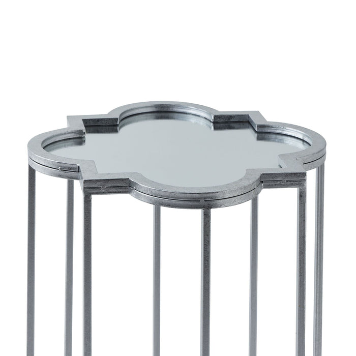 Ensemble de deux tables d'appoint avec miroir en quart de feuille