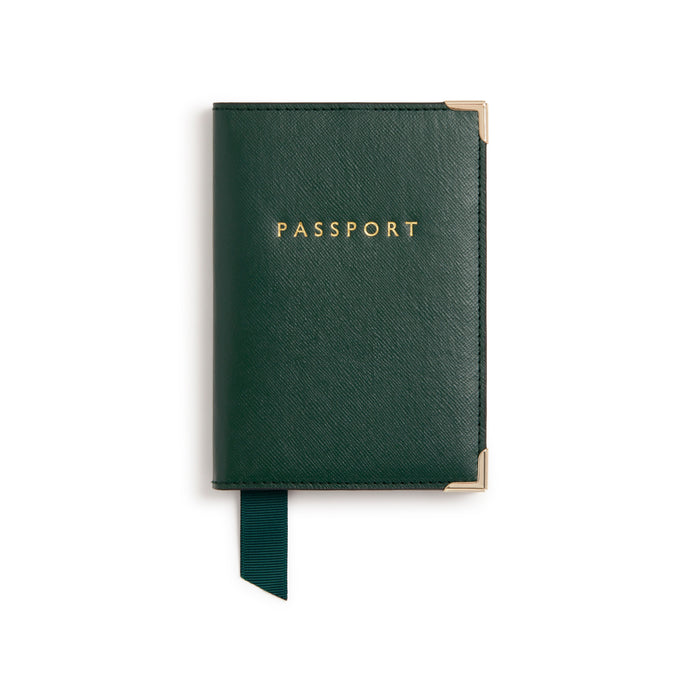 Nutcombe Green Passport Holder & Bi-fold CC holder Gift Box-1